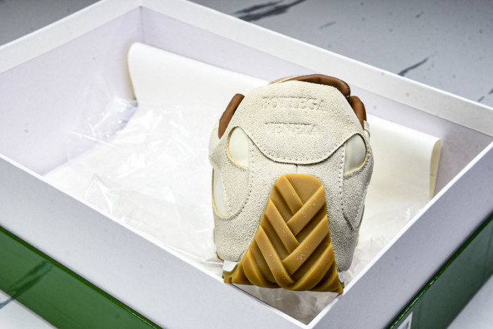 BOTTEGA VENETA  SNEAKER