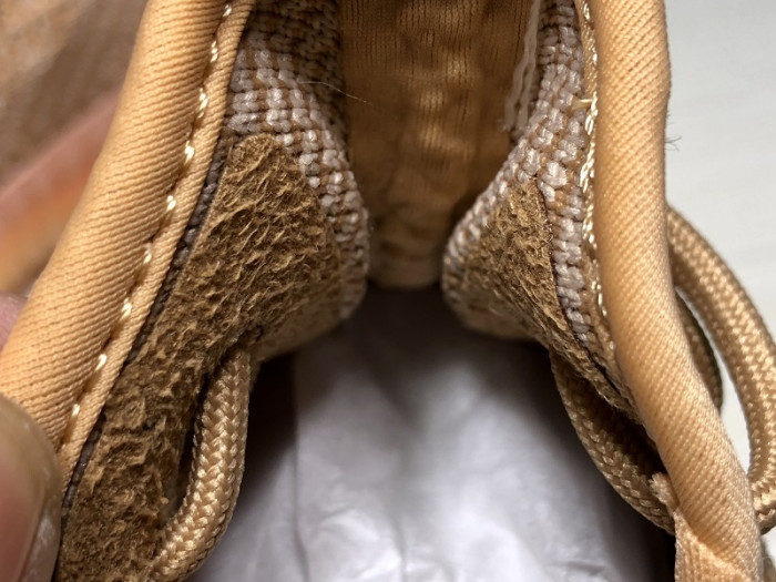 ad*s Y**zy boost 350 v2 clay  eg7490 kids