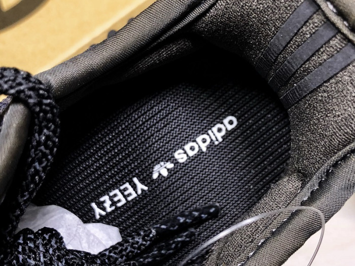 ad*s Y**zy boost 350 v2 in black fu9006 kids