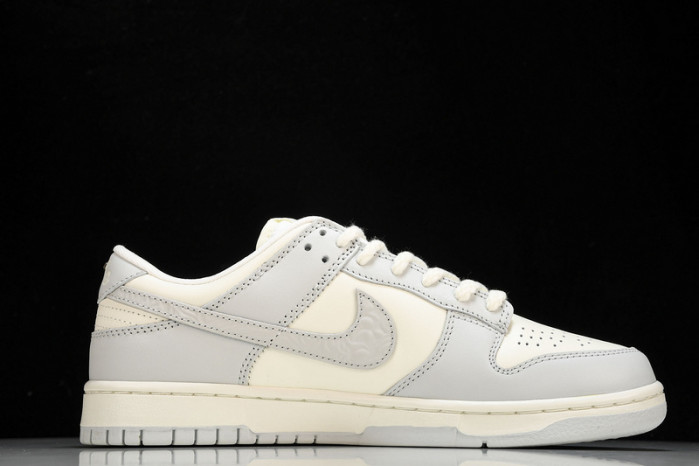 NIKE Dunk Low "Needlework" FJ4553-133