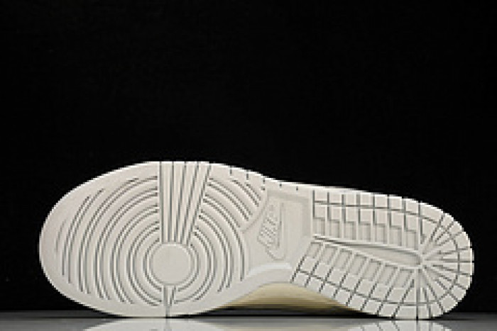 NIKE Dunk Low "Needlework" FJ4553-133