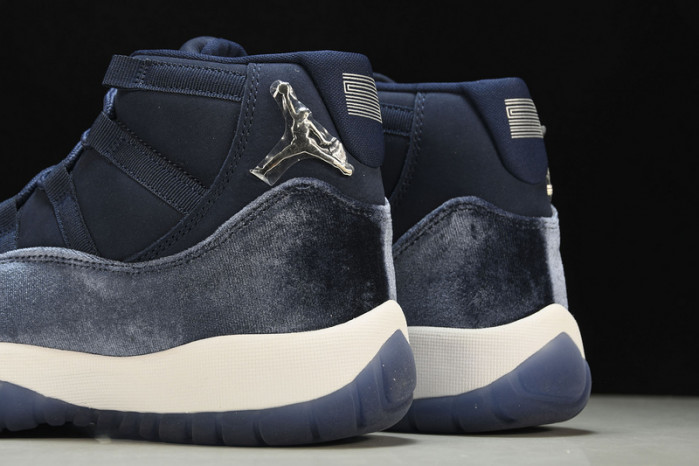 Air Jordan 11 wmns AR0715-441