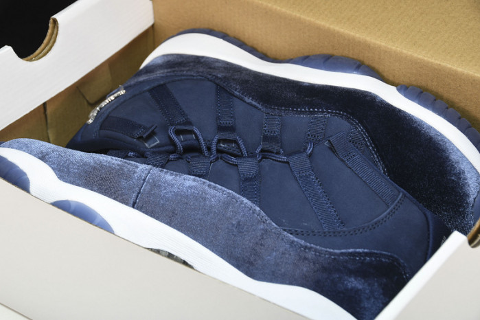 Air Jordan 11 wmns AR0715-441