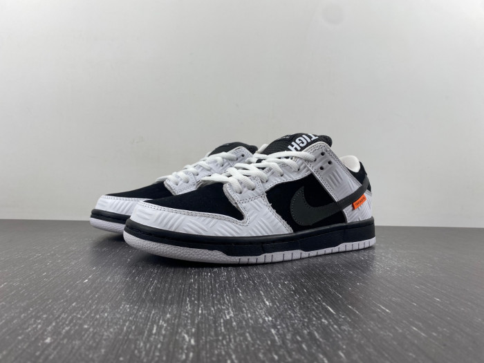 Nike SB Dunk Low Decon