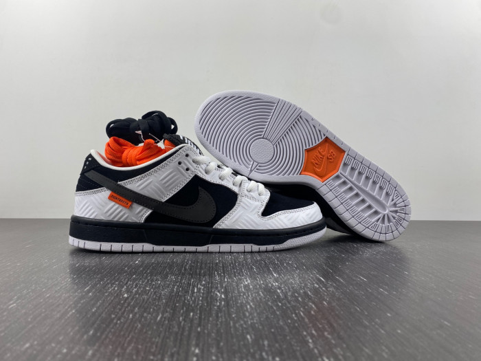 Nike SB Dunk Low Decon