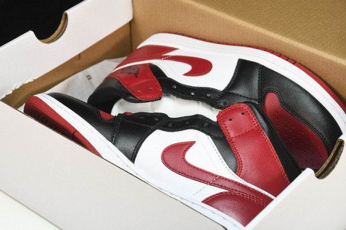 Air Jordan 1 Mid BQ6472-079
