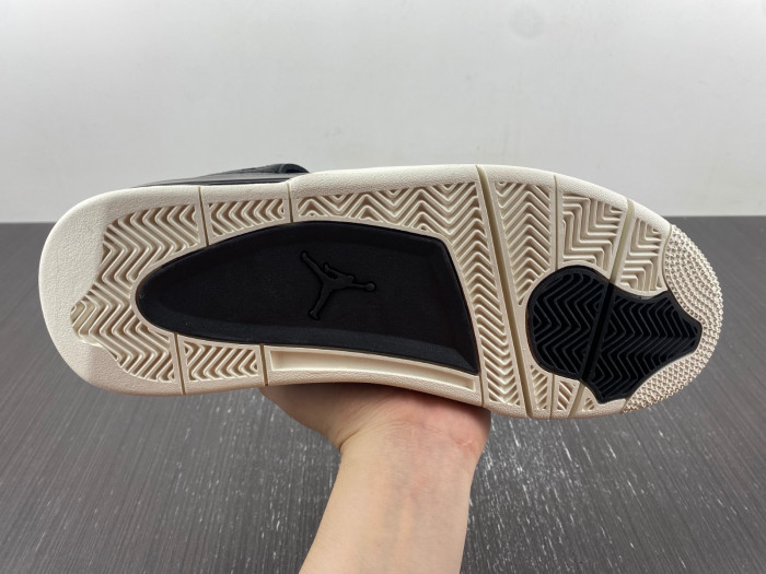 Air Jordan 4 Premium Black 819139-010