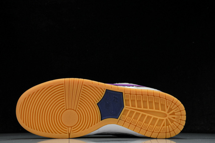 Nike Dunk Low x Rayssa Leal FZ5251-001