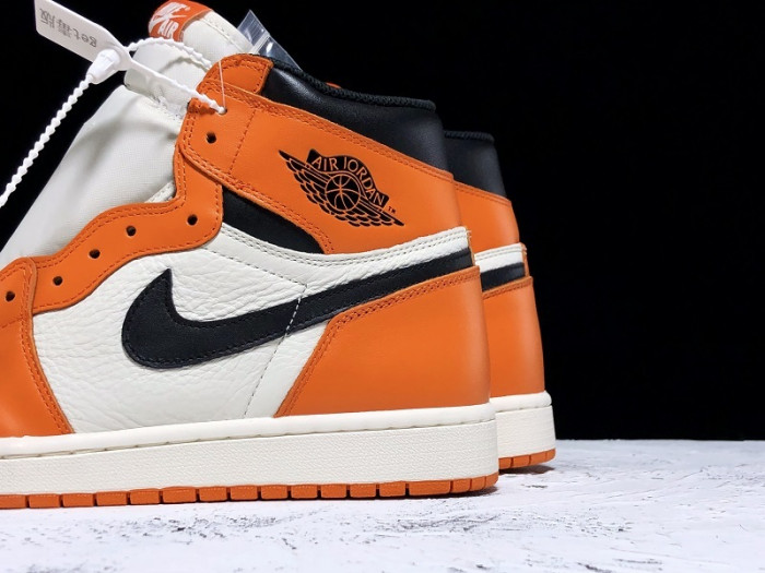 Air Jordan 1 Retro High OG “Reverse Shattered Backboard” 555088-113