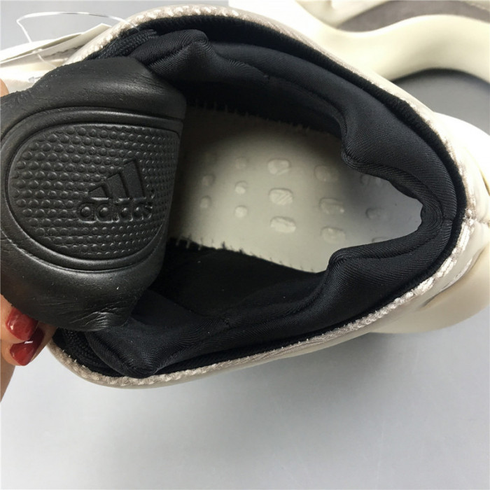 ad*s Y**zy foam runner Y**zy boost 700 v3 ”ef9897