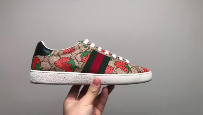 GUCC Ace Embroidered Low-Top Sneaker 431920 DOPEO 9064