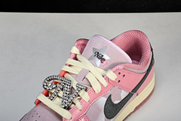 Nike Dunk Low LX“Hot Punch and Pink Foam” FN8927-621