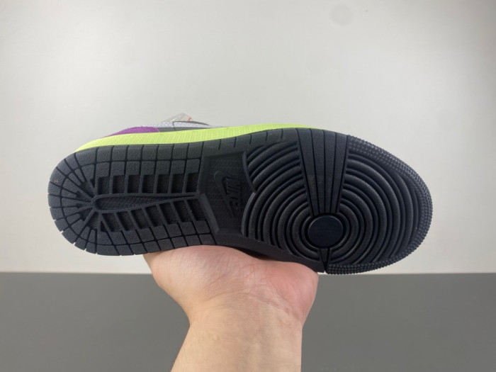 Air Jordan 1 Low HQ2010-005