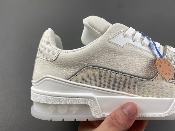 LV SNEAKER LOW FOR-LV127