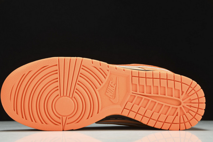 Nike SB Dunk Low “Orange Lobster” FD8776-800