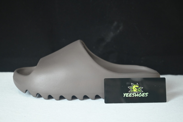 Y**zy slide  g55495