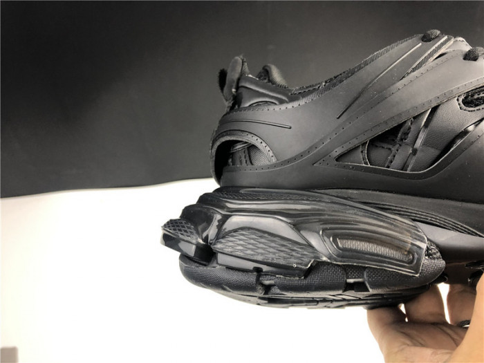 BLCG Track Trainer Black 542023 W3GB1 7302