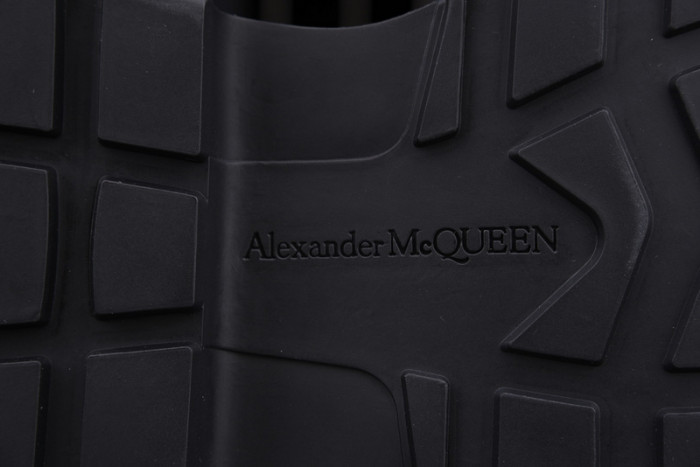 MQ Sneakers