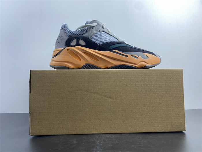 ad*s Y**zy boost 700 gw0296