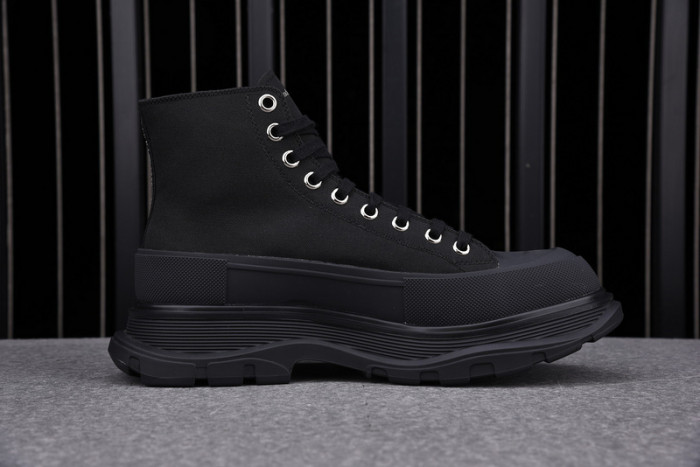 MQ Sneakers