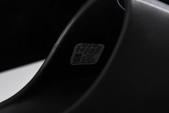kanye west x ad*s Y**zy slide “resin ”fx0495