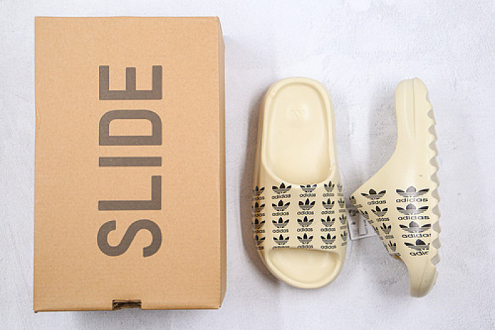 kanye west x ad*s Y**zy slide“resin"