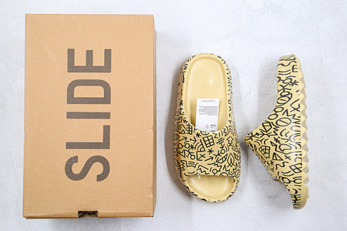 kanye west x ad*s Y**zy slide“resin"