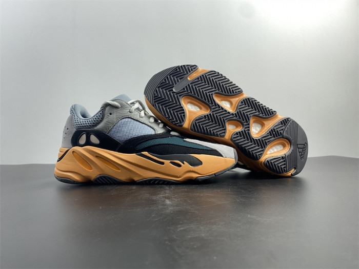 ad*s Y**zy boost 700 gw0296