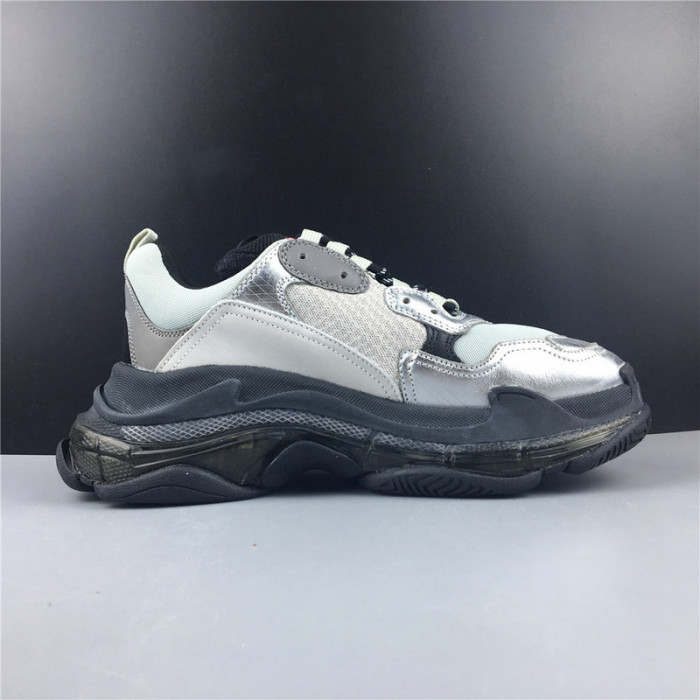 BLCG TRIPLE TRAINER ‘GRAY SILVER‘ 541624 W09E1 7320