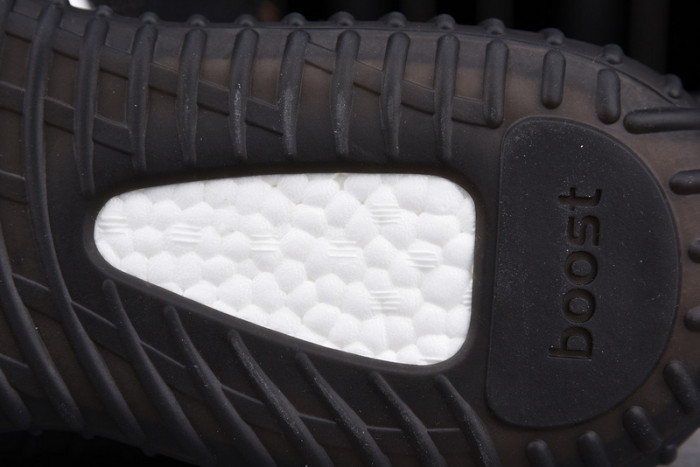ad*s Y**zy boost 350 v2 core black copper by1605