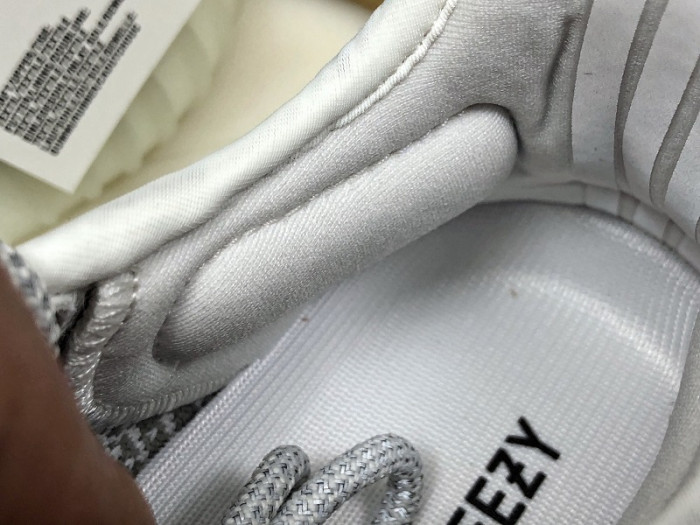 ad*s Y**zy boost 350 v2 static ef2905