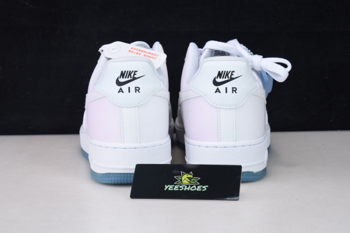 NIKE AIR FORCE 1