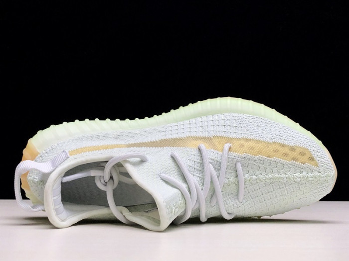 ad*s Y**zy boost 350 v2 hyperspace  eg7491