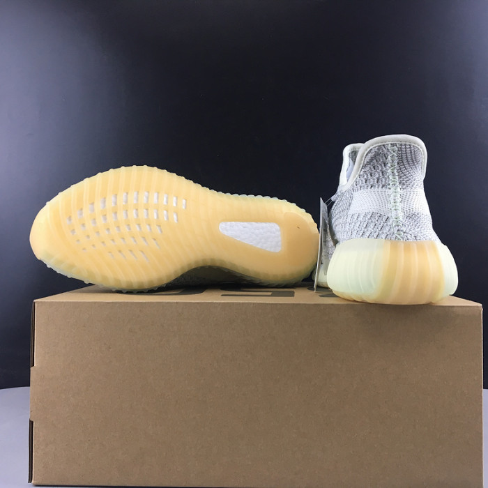 ad*s Y**zy boost 350 v2 tailgate reflective fx4349