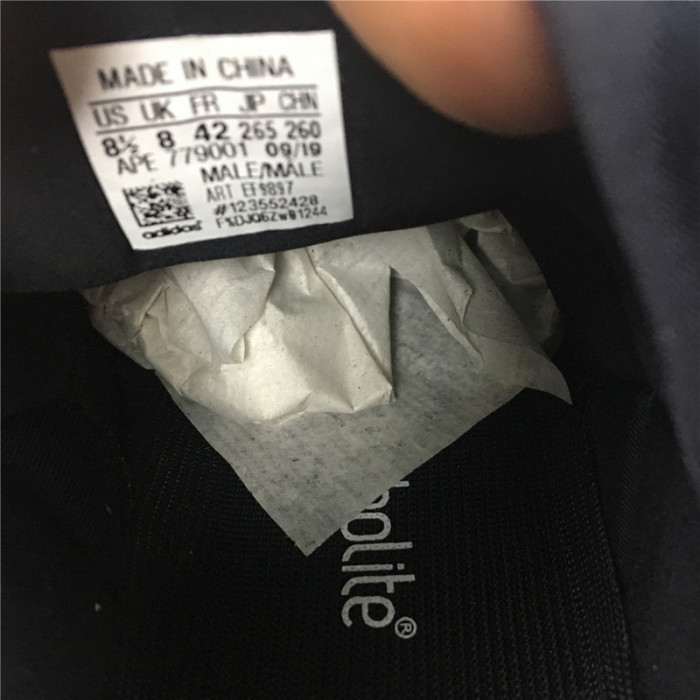 ad*s Y**zy foam runner Y**zy boost 700 v3 ”ef9897