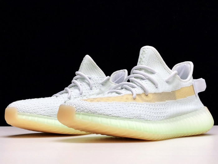 ad*s Y**zy boost 350 v2 hyperspace  eg7491