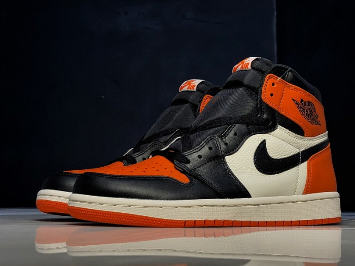Jordan 1 Retro Shattered Backboard 555088-005